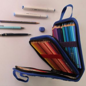 کیف مدادرنگی 72عددی  دوزیپ سری V  لوتو