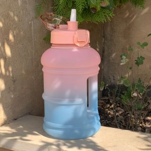 قمقمه پلاستیکی بزرگ کد03ـ86301